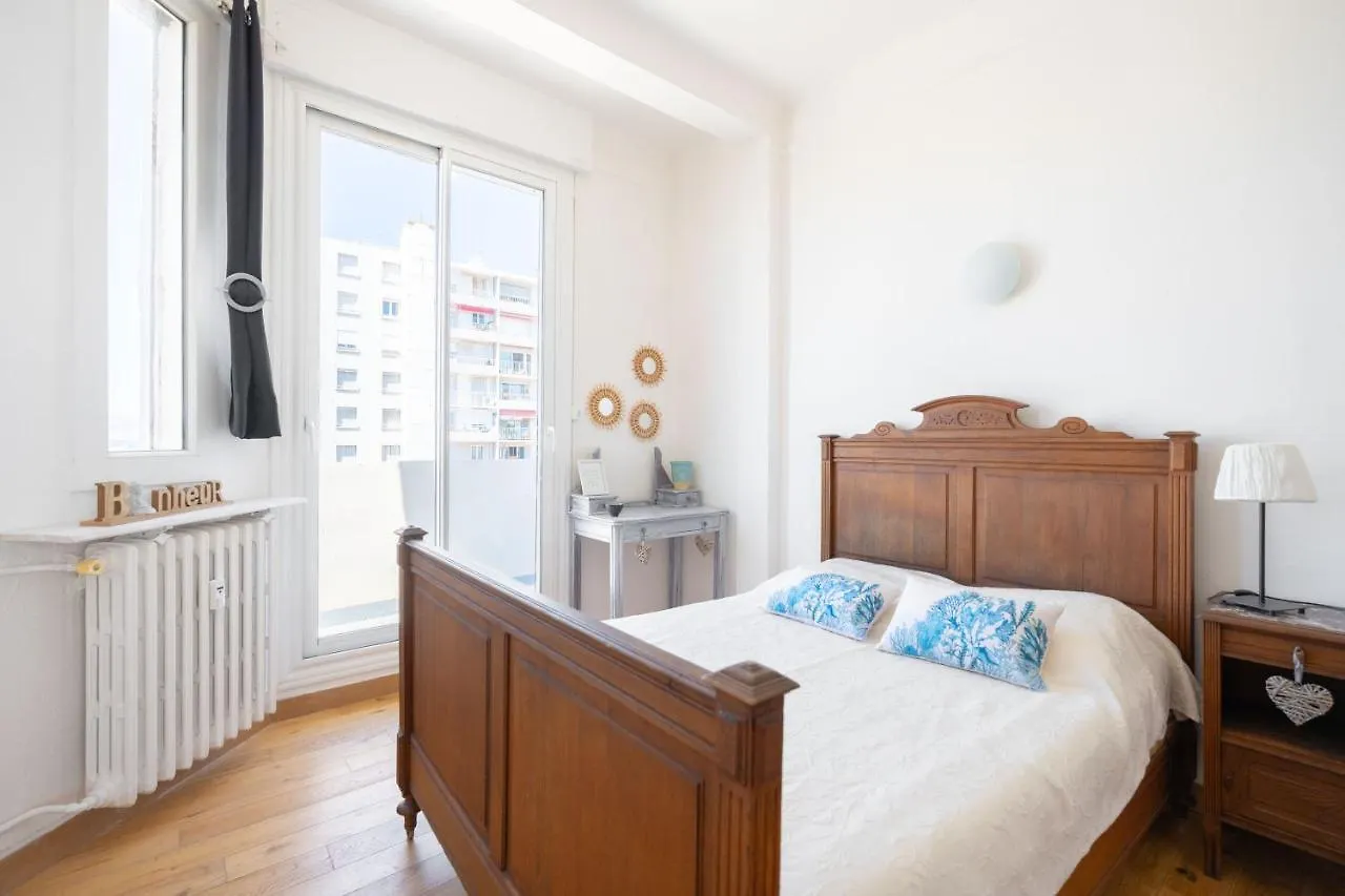 T2 ** Vue Mer ** Balcon ** Plage Catalans Marseille Appartement