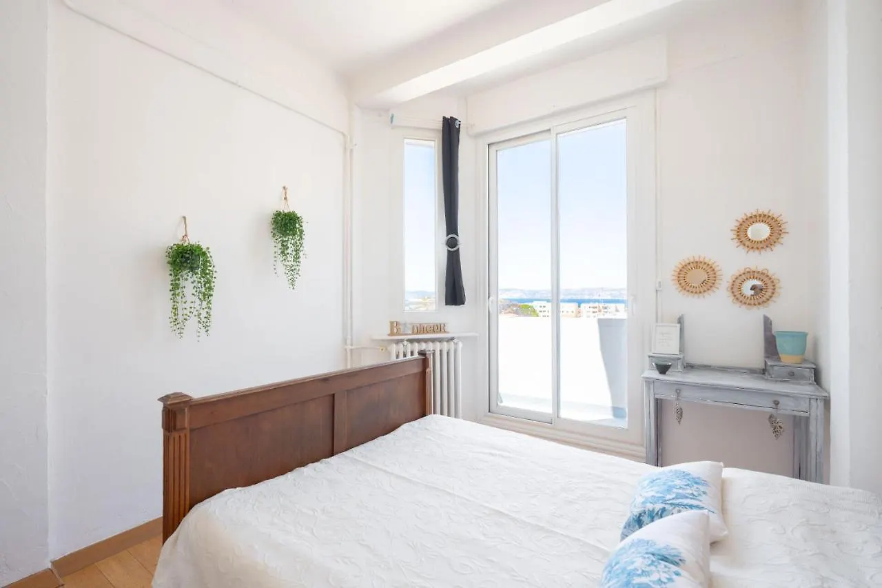 T2 ** Vue Mer ** Balcon ** Plage Catalans Marseille 0*,