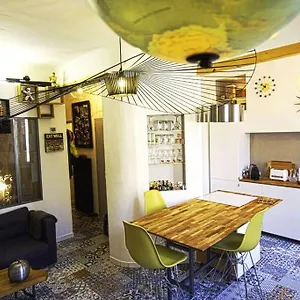  Appartement Plein Coeur Du Quartier Du Panier . Chaleureux T2.